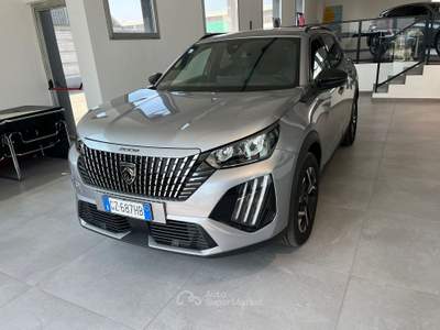 Peugeot 2008 PureTech 130 EAT8 Allure S/S Grigio usata Milano