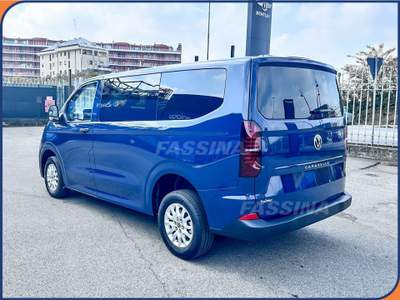 Volkswagen Caravelle CARAVELLE 2.0 TDI 8 POSTI PC 110cv Blu/Azzurro usata Milano