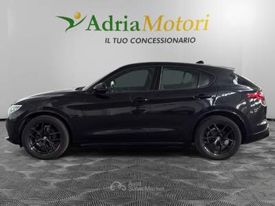 Alfa Romeo Stelvio 2.2 Turbo Diesel 210CV Veloce AT8 Q4 Nero usata Pordenone