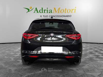 Alfa Romeo Stelvio 2.2 Turbo Diesel 210CV Veloce AT8 Q4 Nero usata Pordenone