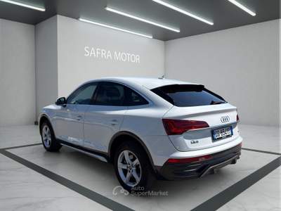 Audi Q5 40 TDI Busin. Advanced quattro S tronic Bianco usata Rende