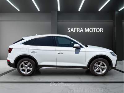 Audi Q5 40 TDI Busin. Advanced quattro S tronic Bianco usata Rende