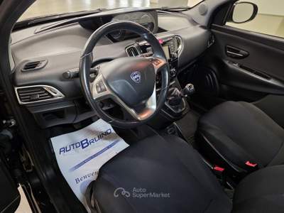 Lancia Ypsilon 1.2 69cv GPL Ecochic Gold Nero usata Bruino