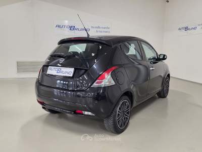 Lancia Ypsilon 1.2 69cv GPL Ecochic Gold Nero usata Bruino