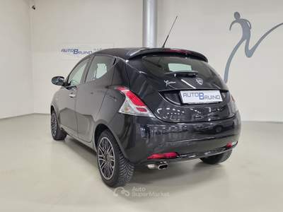 Lancia Ypsilon 1.2 69cv GPL Ecochic Gold Nero usata Bruino