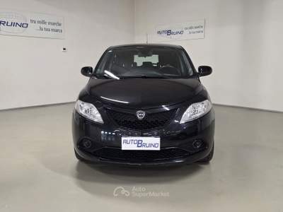 Lancia Ypsilon 1.2 69cv GPL Ecochic Gold Nero usata Bruino