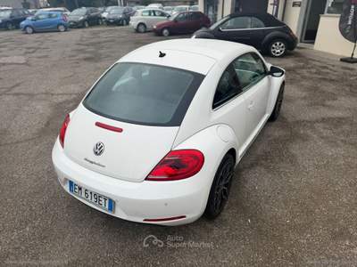 Volkswagen Maggiolino Maggiolino 1.6 TDI Design usata Cervia