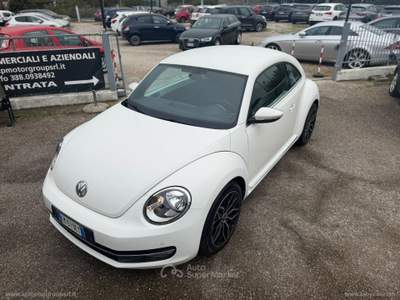 Volkswagen Maggiolino Maggiolino 1.6 TDI Design usata Cervia