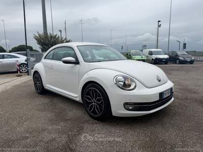 Volkswagen Maggiolino Maggiolino 1.6 TDI Design usata Cervia Volkswagen Maggiolino Maggiolino 1.6 TDI Design usata Cervia