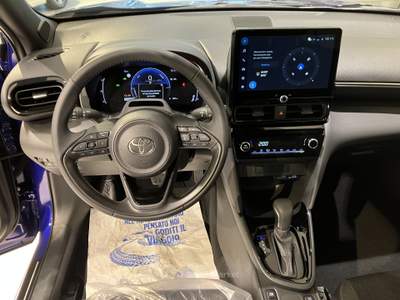 Toyota Yaris Cross 1.5Hev (130 CV) Trend E-CVT Blu/Azzurro usata Fornovo di Taro