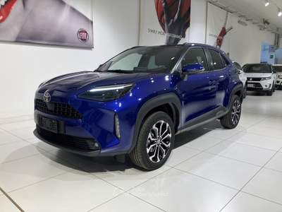 Toyota Yaris Cross 1.5Hev (130 CV) Trend E-CVT Blu/Azzurro usata Fornovo di Taro
