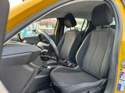 Peugeot 208 208 PureTech 75 Stop&Start 5 porte Active Giallo usata San Giuseppe Vesuviano