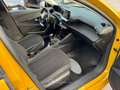 Peugeot 208 208 PureTech 75 Stop&Start 5 porte Active Giallo usata San Giuseppe Vesuviano