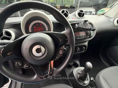 Smart ForTwo SENSORI DI PARCHEGGIO RATA MENSILE 172,00 EURO 70 1.0 52kW youngster Bianco usata Roma