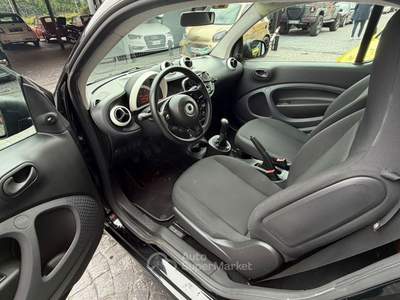 Smart ForTwo SENSORI DI PARCHEGGIO RATA MENSILE 172,00 EURO 70 1.0 52kW youngster Bianco usata Roma