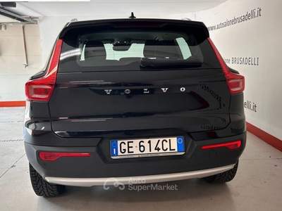 Volvo XC40 T5 Plug-in Hybrid Recharge Inscription Expression Nero usata Galbiate