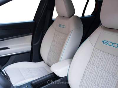 Fiat 600 Hybrid 145CV DCT MHEV La Prima Nero usata Varedo