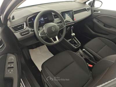 Renault Clio TCe 90 CV 5 porte Evolution Grigio usata Capua