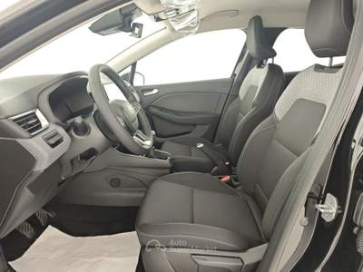 Renault Clio TCe 90 CV 5 porte Evolution Nero usata Capua