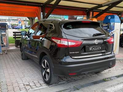 Nissan Qashqai tenuta in ottimo stato Nero usata Folignano
