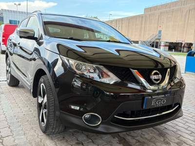 Nissan Qashqai tenuta in ottimo stato Nero usata Folignano