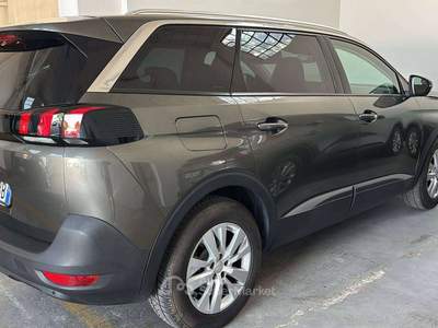 Peugeot 5008 5008 II 20119 1.5 bluehdi Active s- 7 posti- Marrone usata Monza