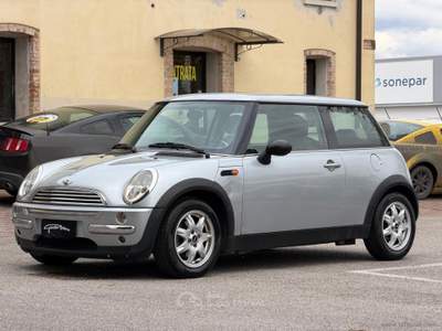 MINI Clubman Mini One PER COMMERCIANTI-OK NEOP. Argento usata San Vendemiano