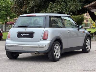 MINI Clubman Mini One PER COMMERCIANTI-OK NEOP. Argento usata San Vendemiano