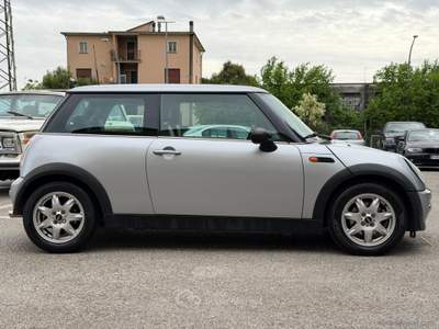 MINI Clubman Mini One PER COMMERCIANTI-OK NEOP. Argento usata San Vendemiano