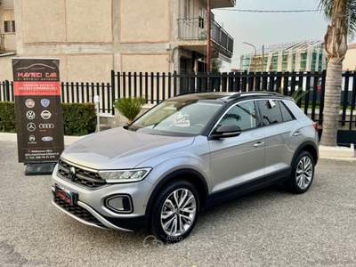 Volkswagen T-Roc T-Roc 2.0 TDI SCR 150 CV DSG Sport Grigio usata Melicucco
