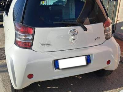Toyota iQ ottime condizioni  Bianco usata Latina