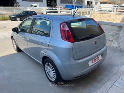 Fiat Grande Punto 75 CV 5 porte Active Grigio usata Castellana Grotte