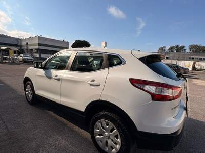 Nissan Qashqai Dci visia usata Pozzuoli