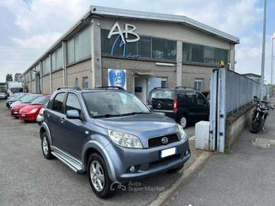 Daihatsu Terios 1.5 4WD SX O/F *OK NEOPATENTATI* *FINANZIABILE* Grigio usata San Giuliano Milanese Daihatsu Terios 1.5 4WD SX O/F *OK NEOPATENTATI* *FINANZIABILE* Grigio usata San Giuliano Milanese