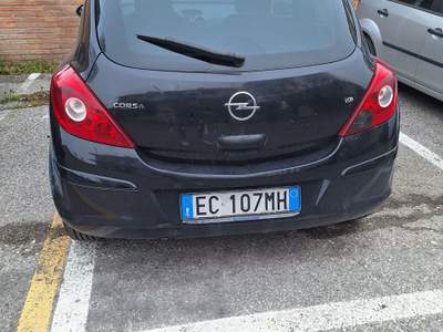 Opel Corsa Opel corsa gpl Nero usata Cento