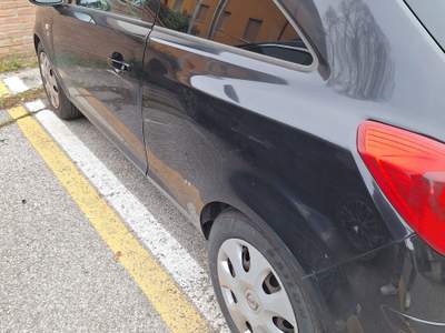 Opel Corsa Opel corsa gpl Nero usata Cento