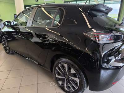 Peugeot 208 1.2 hybrid - STYLE 110cv e-dcs 6 Nero usata Calco