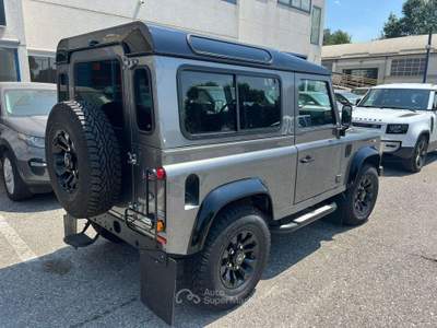 Land Rover Defender 90 2.4 td SE SW Grigio usata Cremona