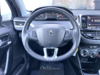 Peugeot 2008 1.2 Benzina 83CV E6 Neo - 2019 Nero usata Roma