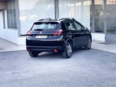Peugeot 2008 1.2 Benzina 83CV E6 Neo - 2019 Nero usata Roma