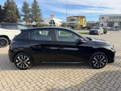 Peugeot 208 208 1.2 puretech Style 8 anni garanzia cinghia Nero usata Savignano sul Rubicone