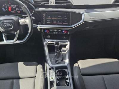 Audi Q3 Q3 35 2.0 tdi S line s-tronic LED  ACC LANE ASSIST C.L da 18 PORTELLONE ELETTRICO SED SPORTIVI SED RISC. Grigio usata San Michele all'Adige