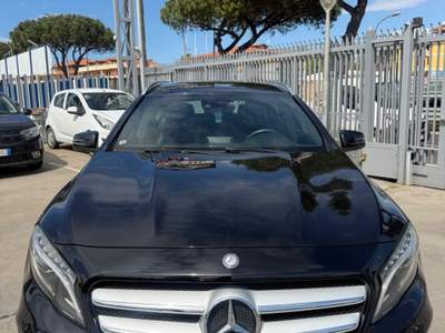 Mercedes-Benz GLA Mercedes gla 200 premium automatica Nero usata Qualiano