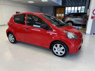 Toyota Aygo 1.0 VVT-i Sol Rosso usata Moncalieri