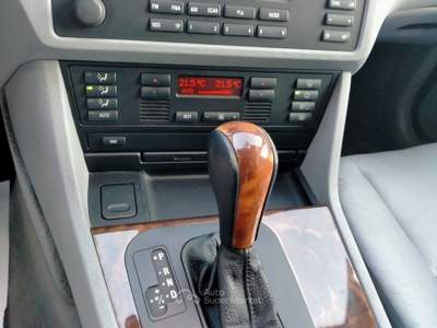 BMW Serie 5 528i 528 i E39 ATTIVA 193CV TARGA ORIGINALE/PELLE/TETTO/AUT Grigio usata Rubano