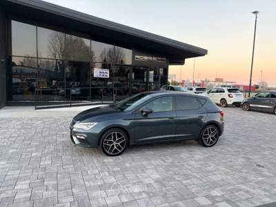 Seat Leon 1.5 TGI 5p. FR ANCHE PER NEOPATENTATI Grigio usata Russi