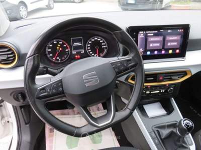 Seat Arona 1.0 TGI Style ITALIANA CLIMA AUTOMATICO Bianco usata Tolentino