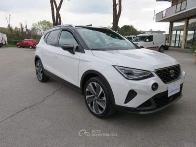 Seat Arona 1.0 TGI FR ITALIANA fari full led Argento usata Tolentino