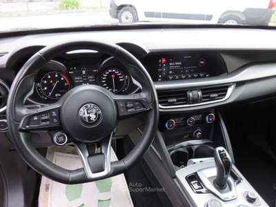 Alfa Romeo Stelvio 2.0 Turbo 280 CV AT8 Q4 Veloce Grigio usata Tolentino