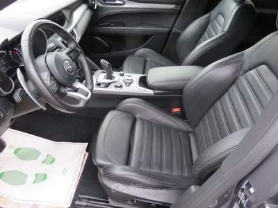 Alfa Romeo Stelvio 2.0 Turbo 280 CV AT8 Q4 Veloce Grigio usata Tolentino